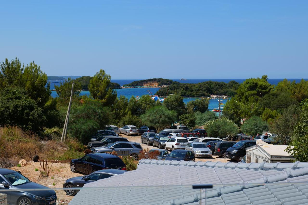 Bora Bora Hotel Ksamil Bagian luar foto
