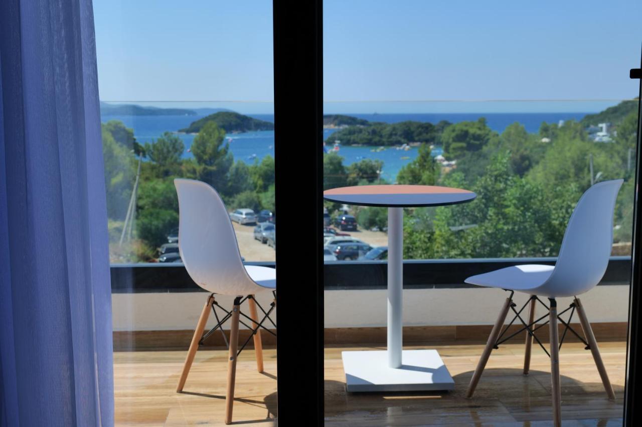 Bora Bora Hotel Ksamil Bagian luar foto