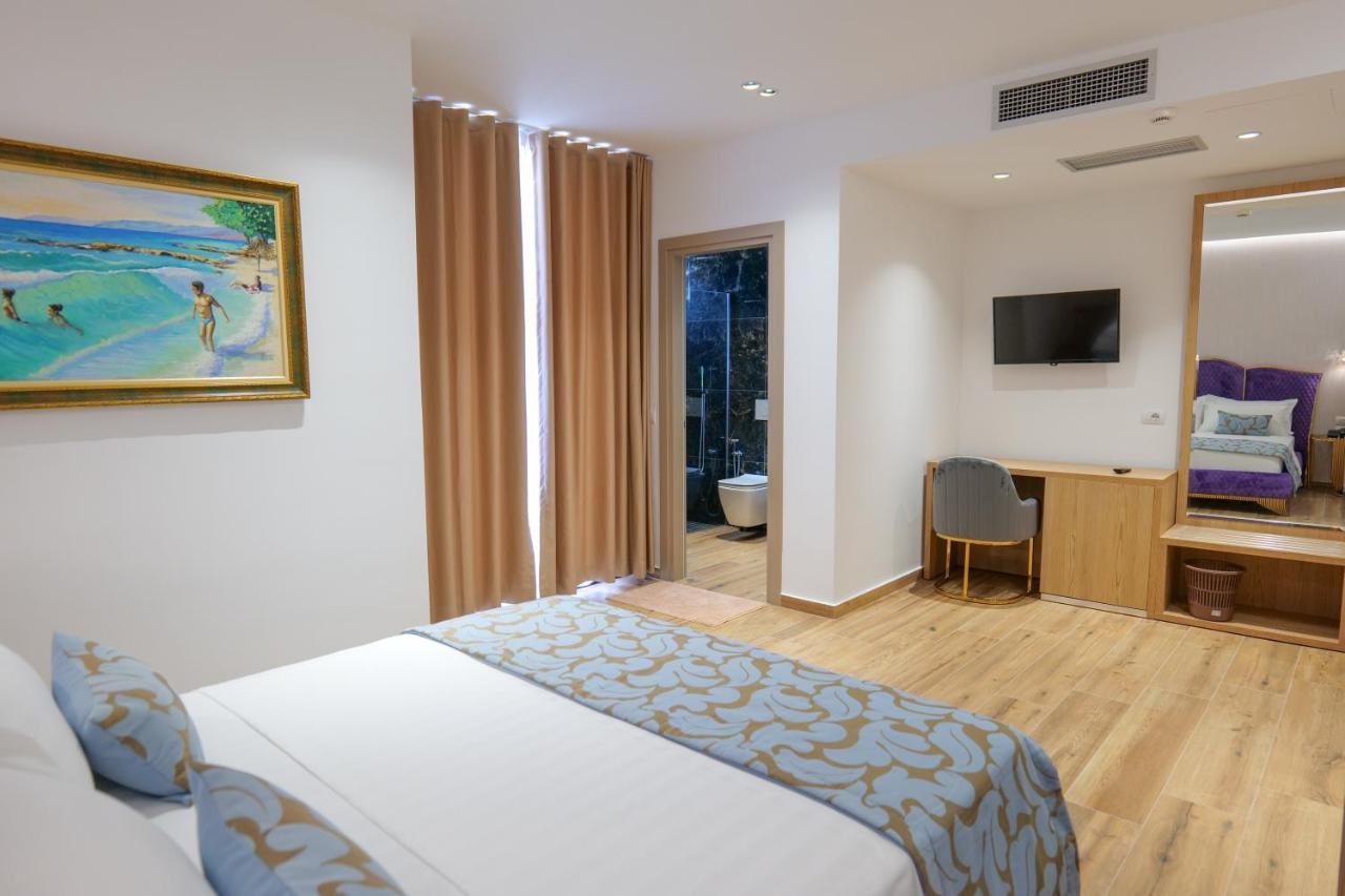 Bora Bora Hotel Ksamil Bagian luar foto