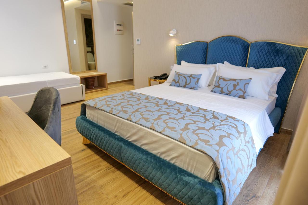 Bora Bora Hotel Ksamil Bagian luar foto