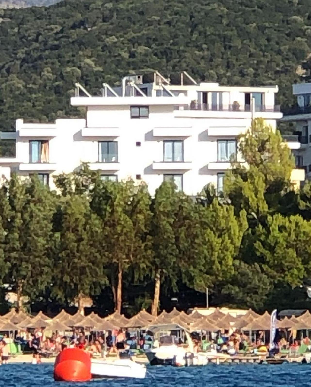Bora Bora Hotel Ksamil Bagian luar foto